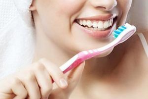 Everyday Habits for Healthier Gums Jenkintown
